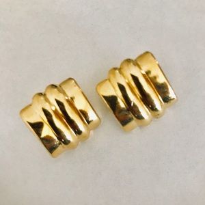Clip On Earrings Gold NEW